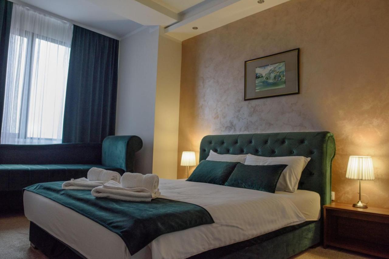 Inex Grande Lux Otel Negotin Oda fotoğraf